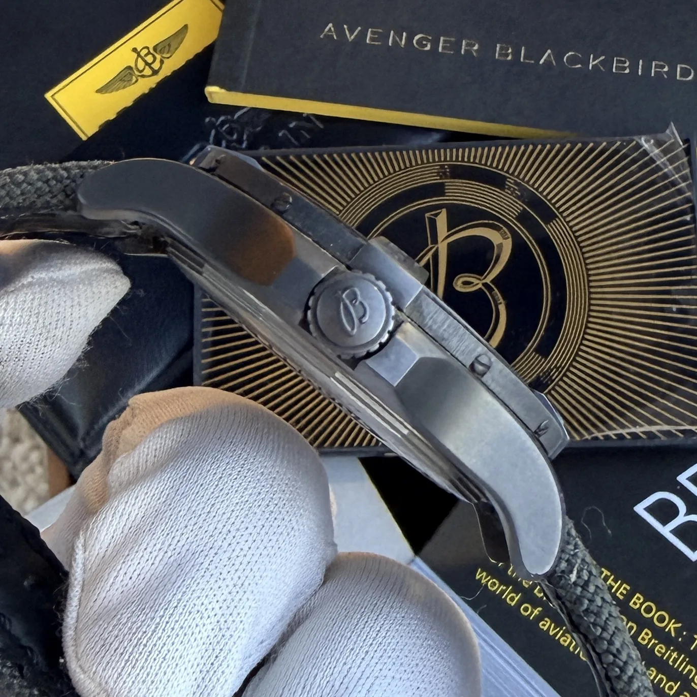 Breitling Avenger Blackbird 44 2016 V1731110/BD74