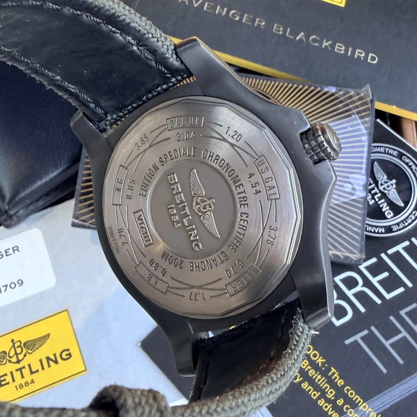 Breitling Avenger Blackbird 44 2016 V1731110/BD74