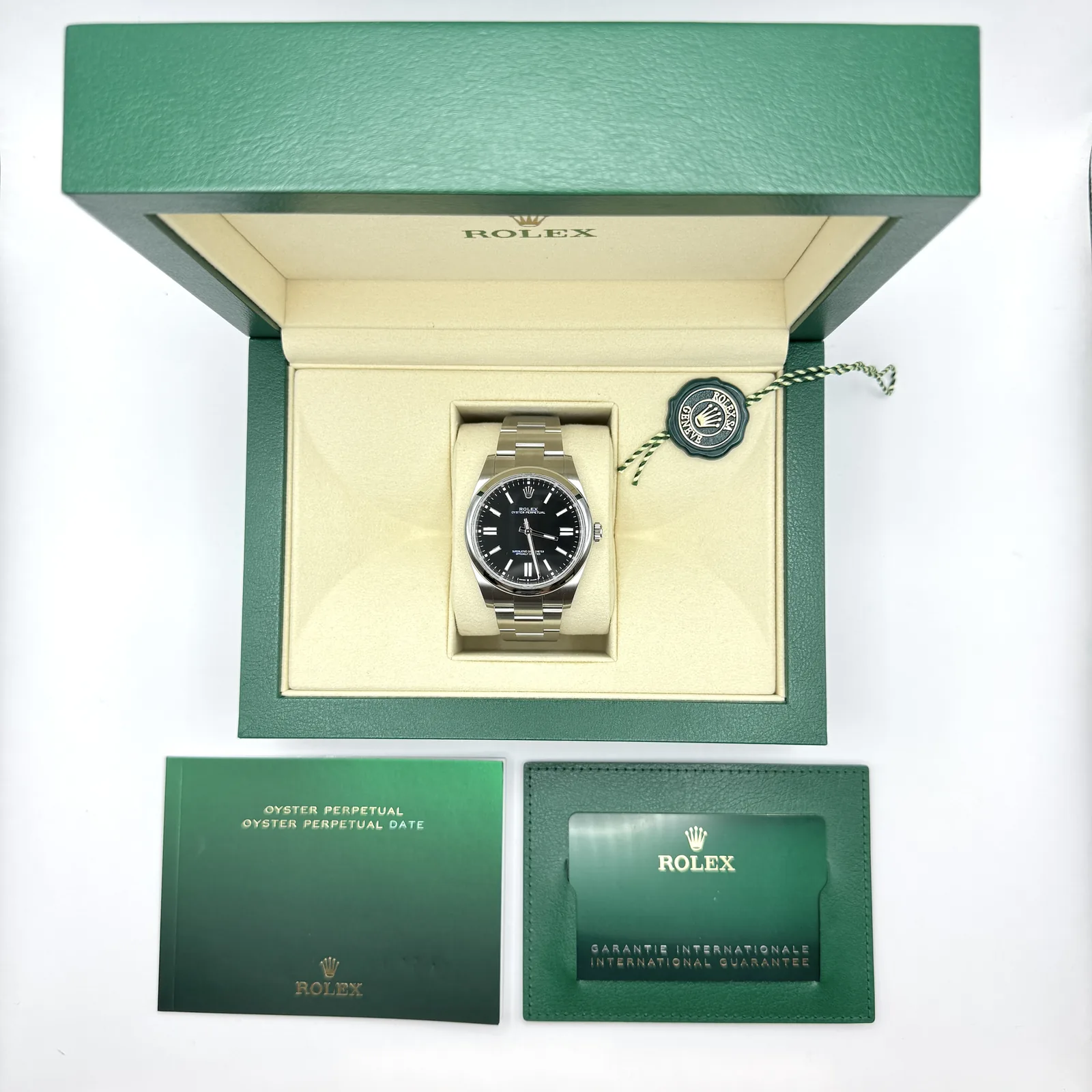 Rolex Oyster Perpetual 41 Black 2025
