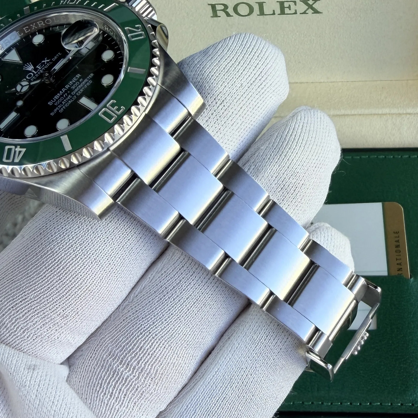 Rolex Submariner Date ‘Hulk’ 40 2016