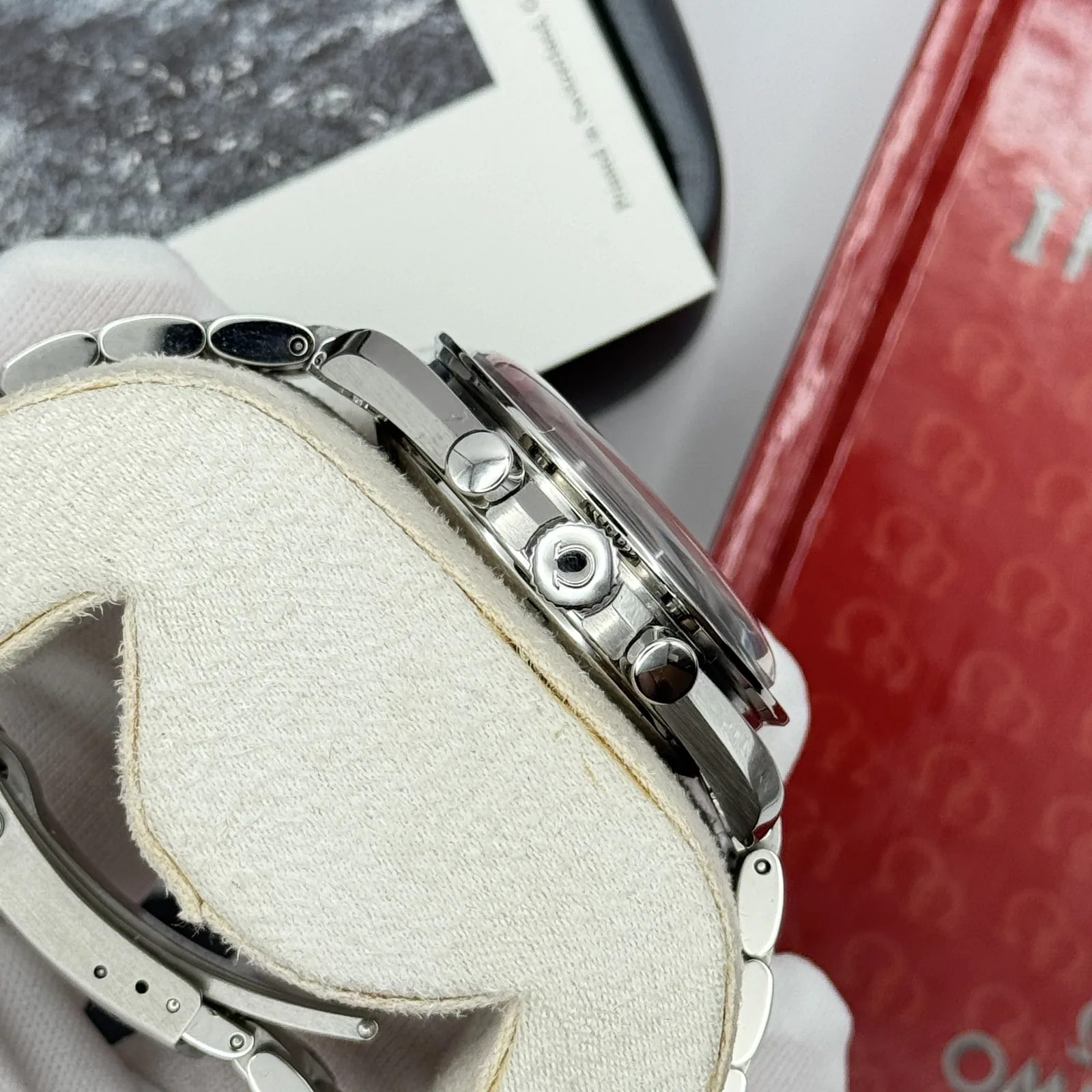 Omega Speedmaster Professional ‘Apollo XVII Last Man on the Moon’ 2003