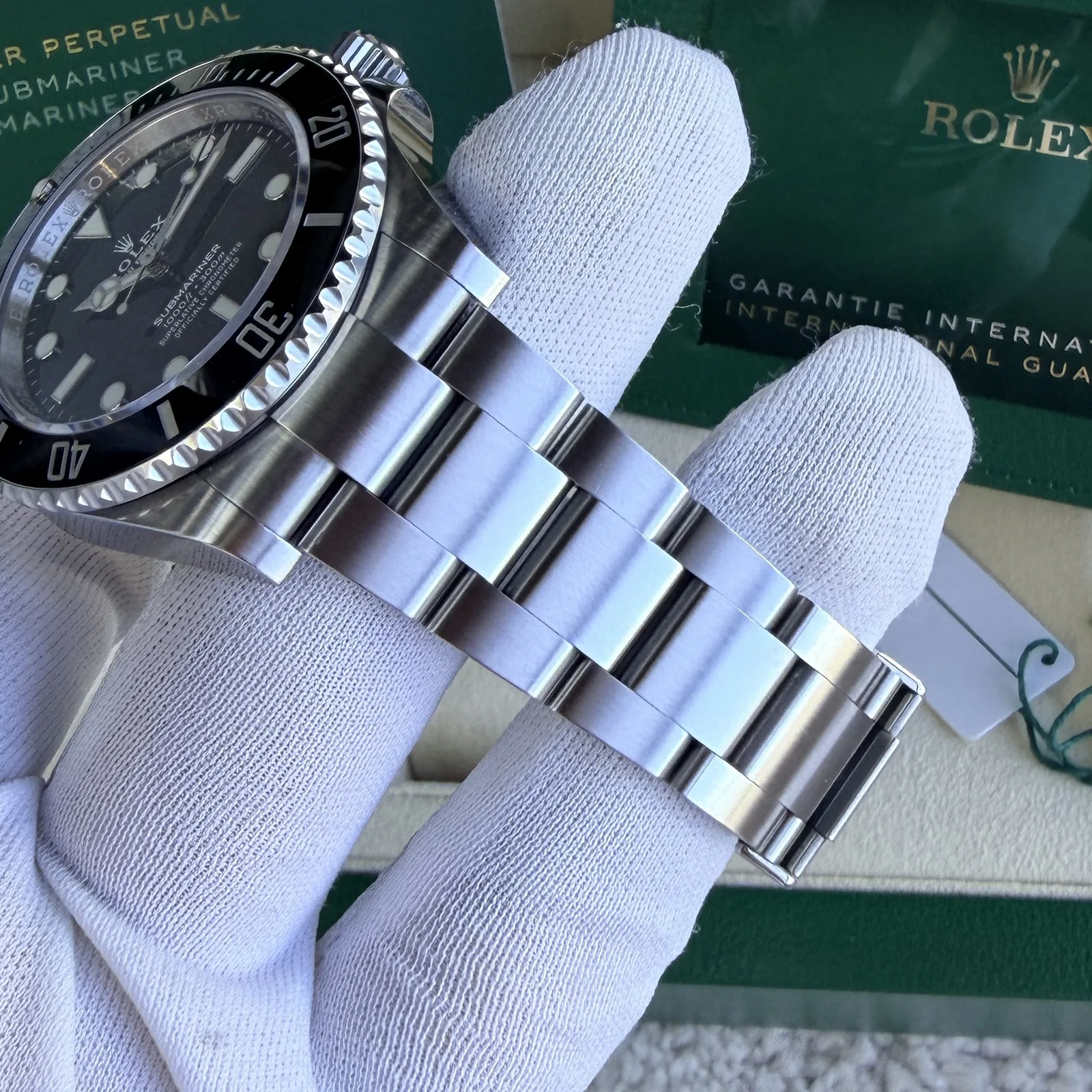 Rolex Submariner No Date 2023 124060