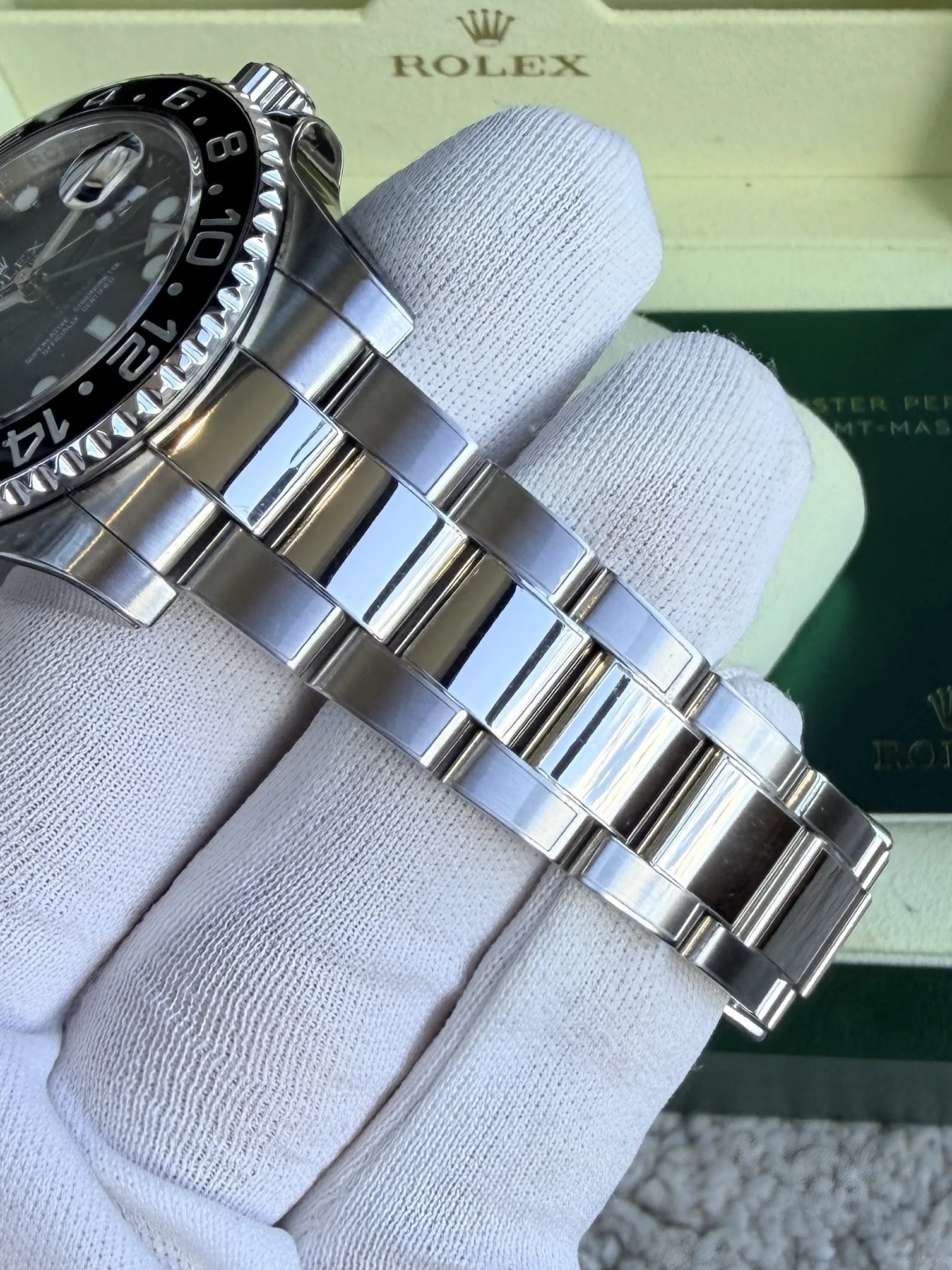 Rolex GMT Master II ‘Green Arrow’ 40 2010 w/ Protective Stickers