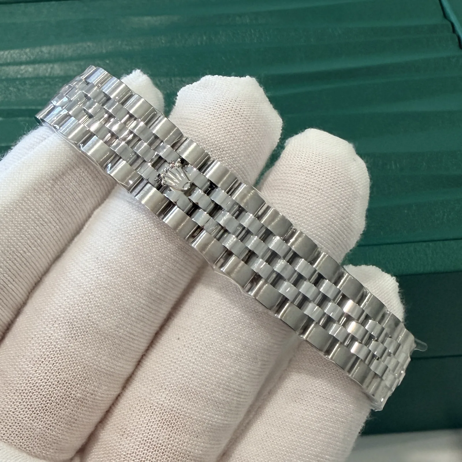 Rolex Datejust 28 Pink Diamond Dial 2026 (279174)