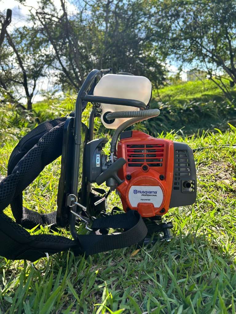 GUADAÑA HUSQVARNA 541RB DE ESPALDA - 2