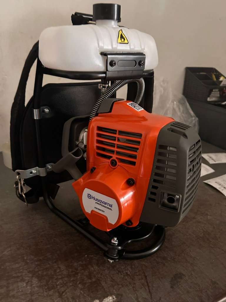 GUADAÑA HUSQVARNA 541RB DE ESPALDA
