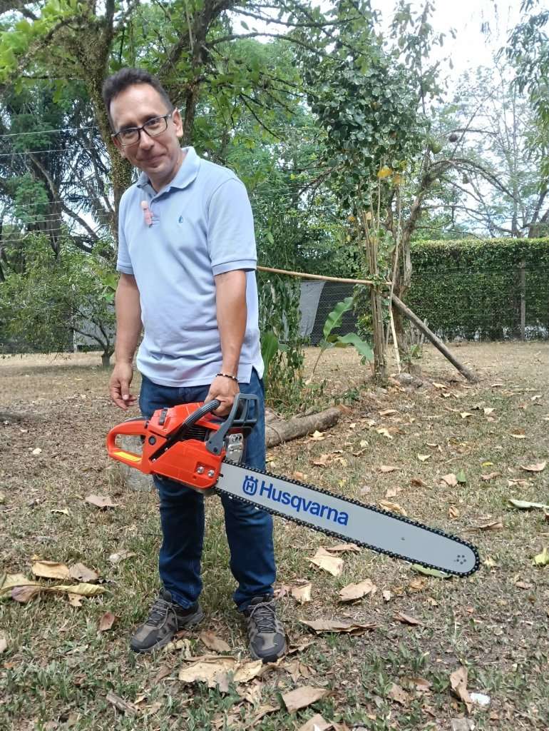 MOTOSIERRA HUSQVARNA 61 PROFESIONAL