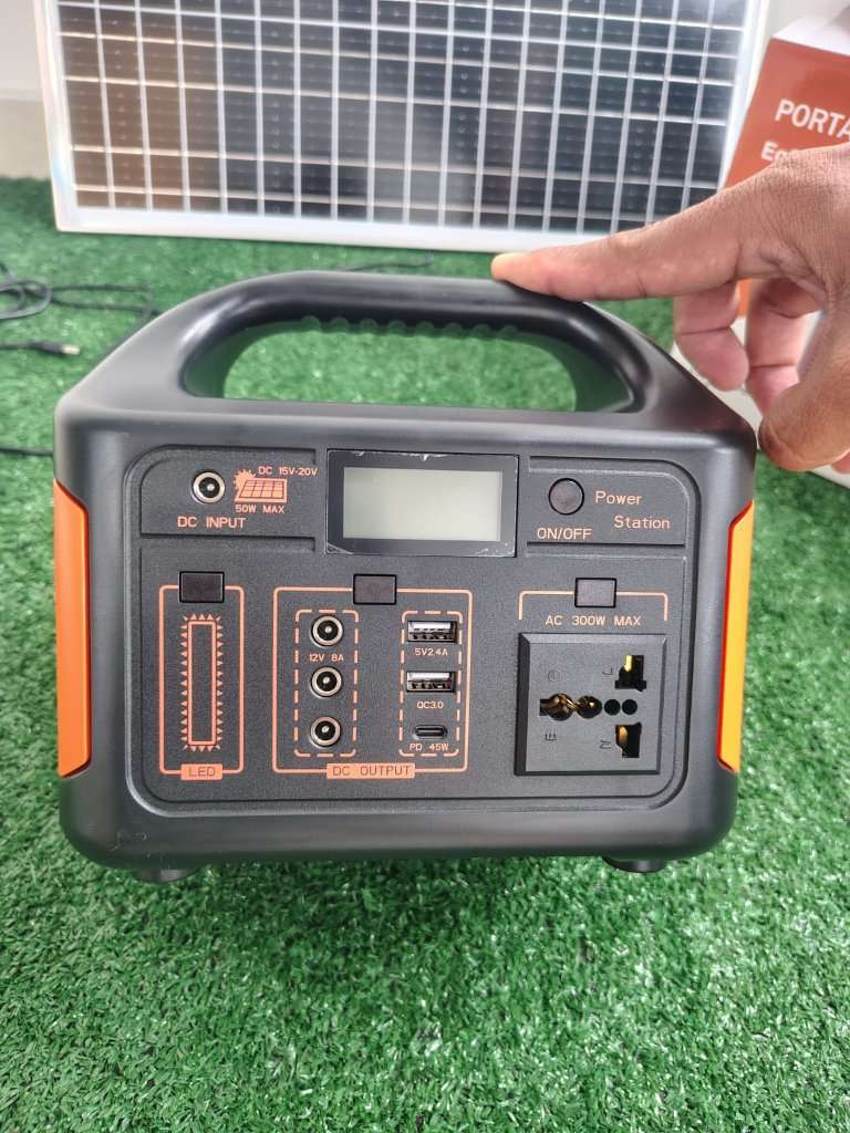 PLANTA SOLAR PORTATIL de 300W - 3