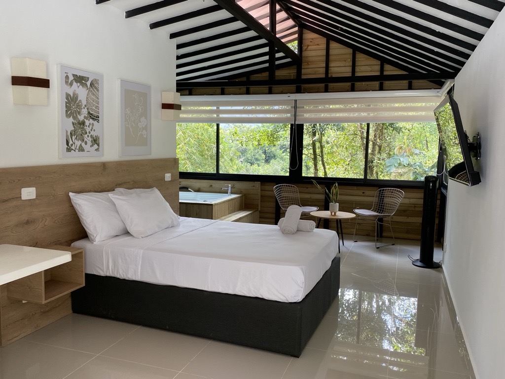 CABAÑA DE PAREJA CON VISTA AL RÍO