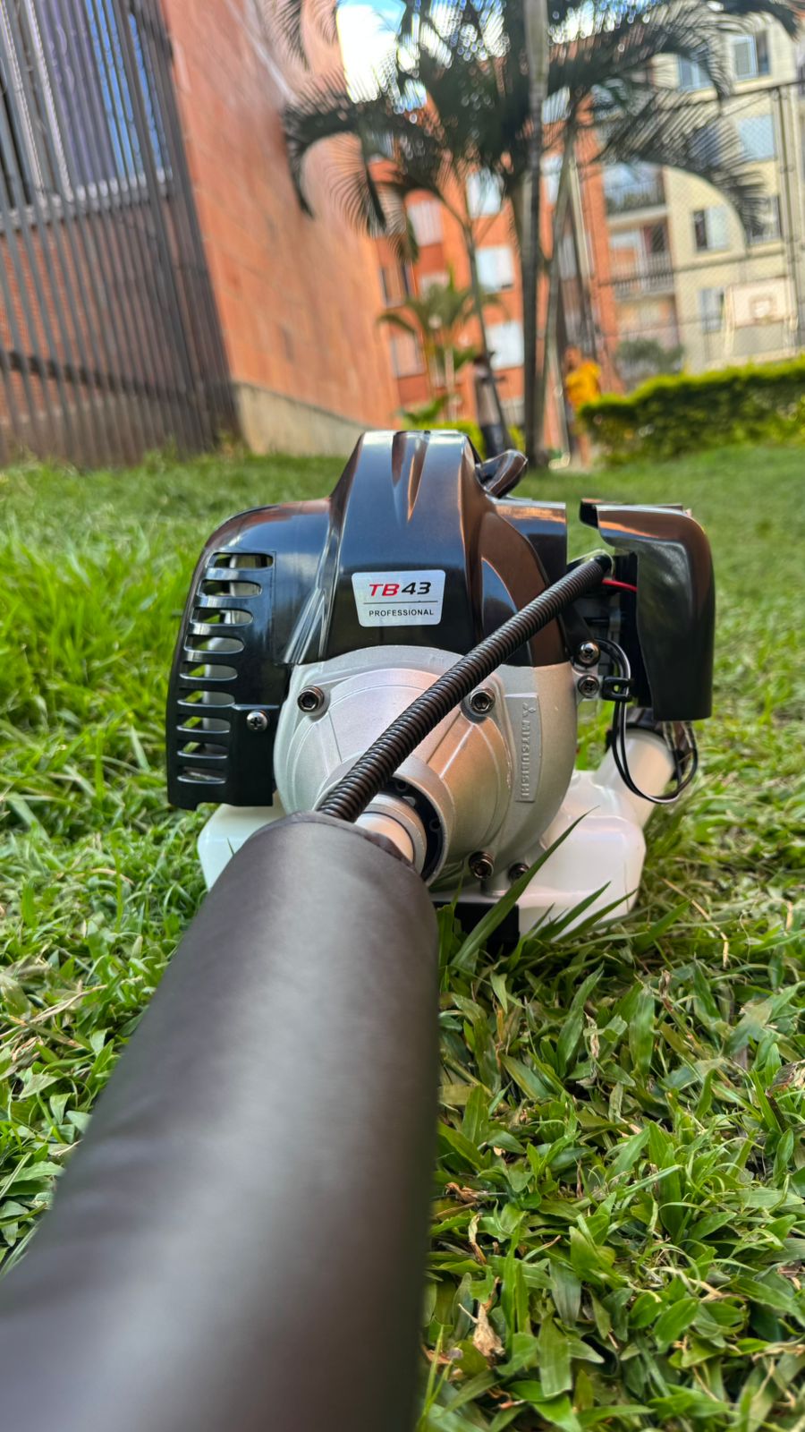 guadaña rígida Mitsubishi TB43 - 3