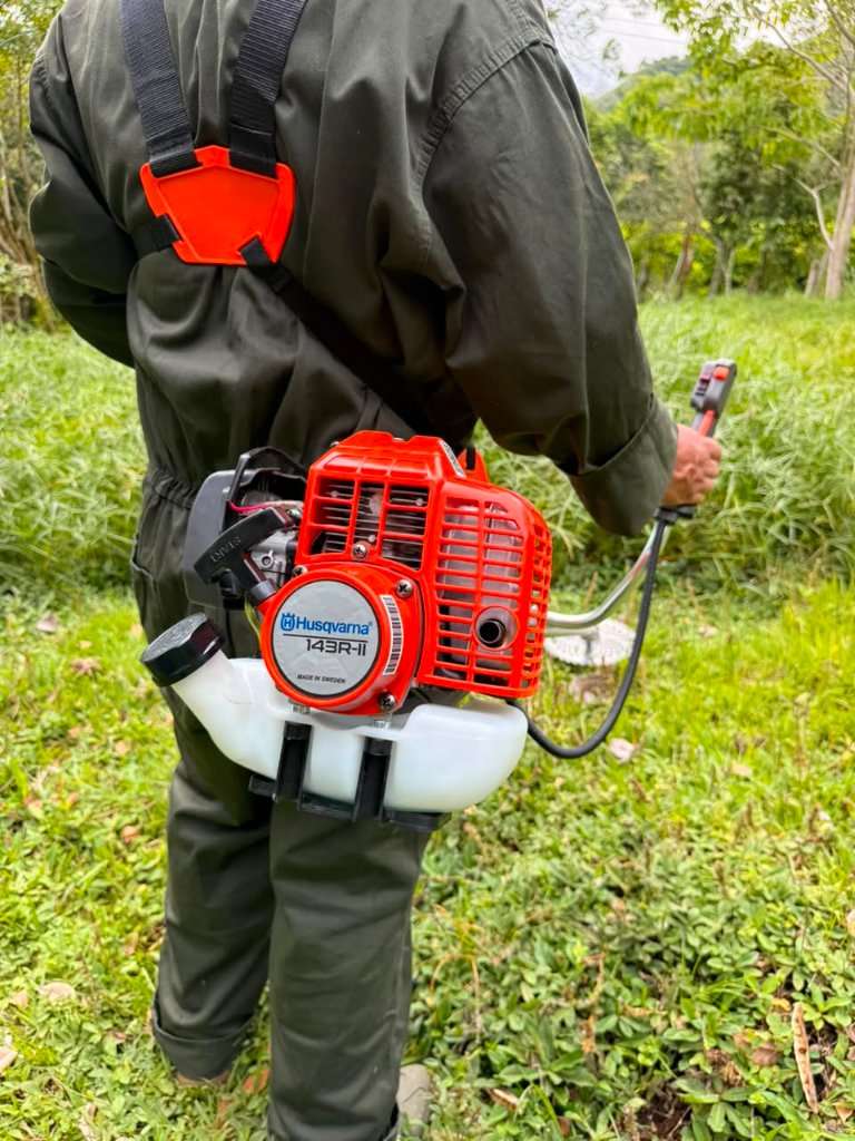 GUADAÑA TIPO HUSQVARNA 143RII