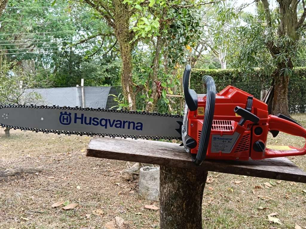 MOTOSIERRA HUSQVARNA 61