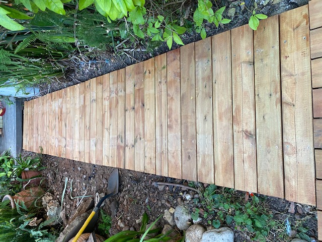 Wood deck restoration in Beit Shemesh — before & after 8
