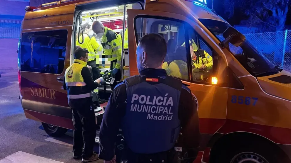 Detenida una mujer por apuñalar a una joven en el Paseo del Prado de Madrid