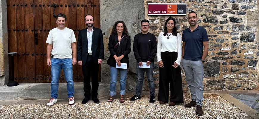 Mondragon Unibertsitatea y la Corporación Mondragon han premiado los proyectos de fin de carrera realizados en euskera en su decimocuarta edición