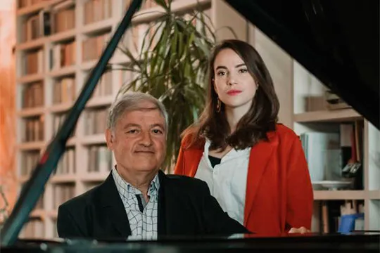 PRINCIPALEKO GANBARA ZIKLOA: Lorena Paz Nieto (sopranoa) + Albert Nieto (pianoa)