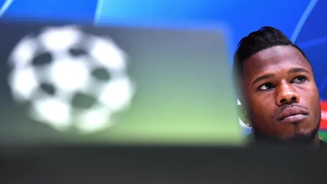 El futbolista Keita Baldé paga dos hoteles a 80 temporeros de Lleida