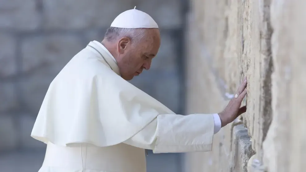 La causa de la muerte pudo ser un ictus, según la prensa italiana