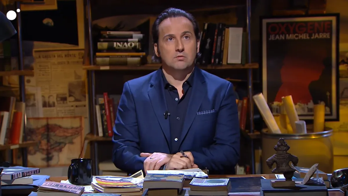 Quién es Vicente Baos, excolaborador de 'Cuarto Milenio'