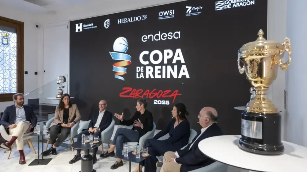 El Desayuno WSI sobre el auge del deporte femenino inaugura la Copa de la Reina de baloncesto en Zaragoza