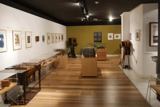 Photomuseum (exposición permanente y visitas guiadas)