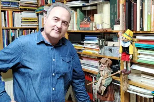 Poesía infantil: "Tximeletrak airera", con Xabier Olaso