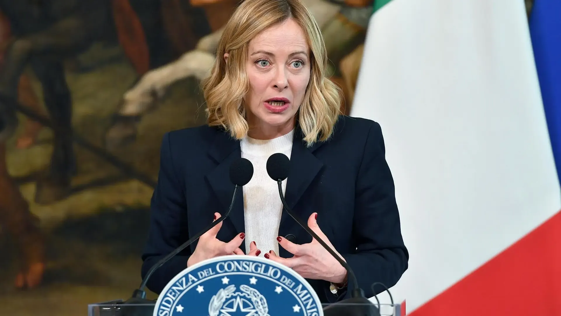 Hasta 7 años de cárcel para okupas, delito penal por cortar calles en protestas... La nueva ley de Meloni