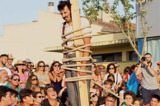 Festival de clowns y payasos/as de Arrigorriaga 2023: "Poi"