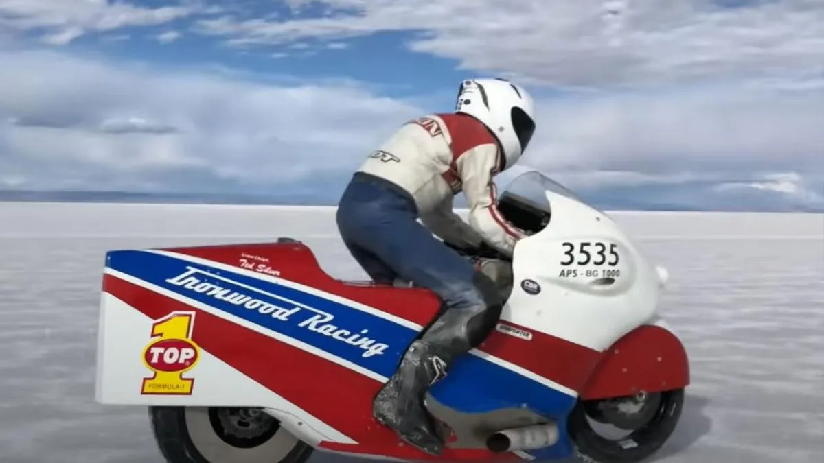 Muere un piloto de motos de 69 años en un accidente a 405 km/h cuando trataba de batir el récord de velocidad