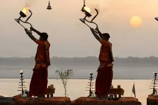 "Ganges, vida y espiritualidad"