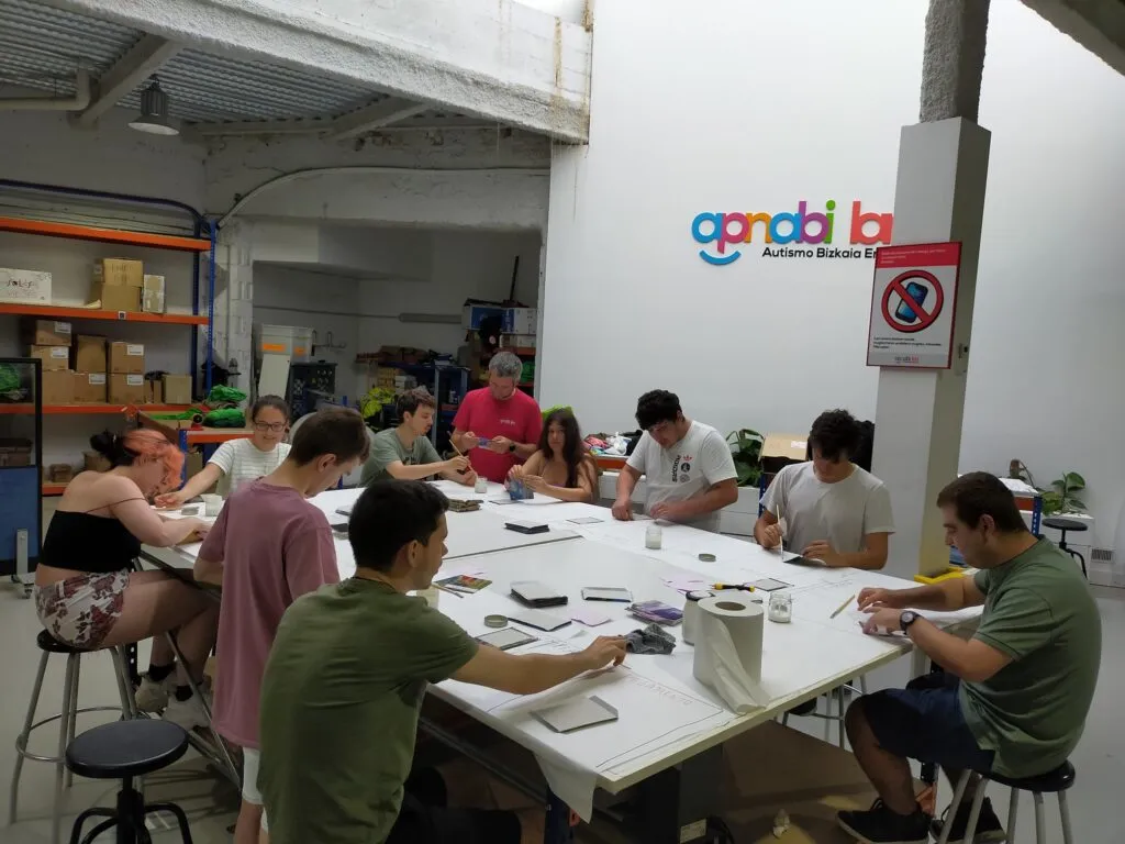 Más de 350 personas adultas con autismo solicitan apoyos para el empleo en APNABI