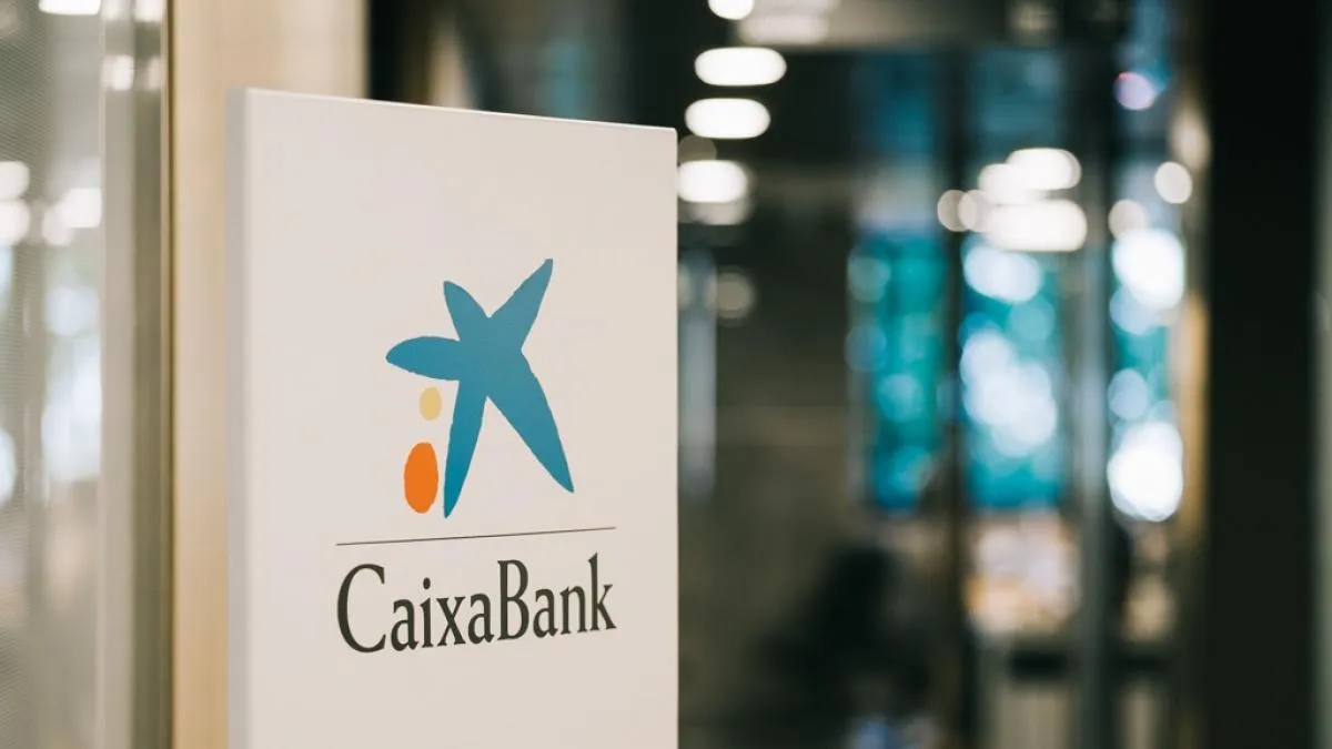 CaixaBank empezará a cobrar 240 euros por la cuenta corriente a partir de octubre