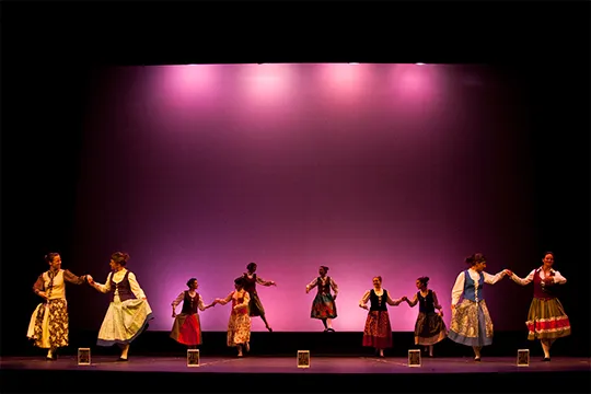 Dokumentala & Dantza: "Mende bat dantzan. Olaeta, un siglo de danza"
