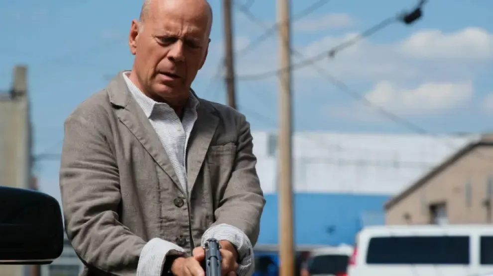 El preocupante avance de la demencia frontotemporal de Bruce Willis: ni habla ni anda ni recuerda que fue un famoso actor