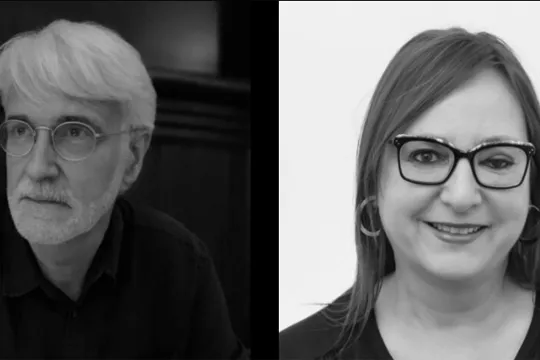 Gutun Zuria Bilbao 2022: "Escritura y traducción: frunces, puntadas, pliegues", conversación entre Miren Agur Meabe y Eduardo Moga