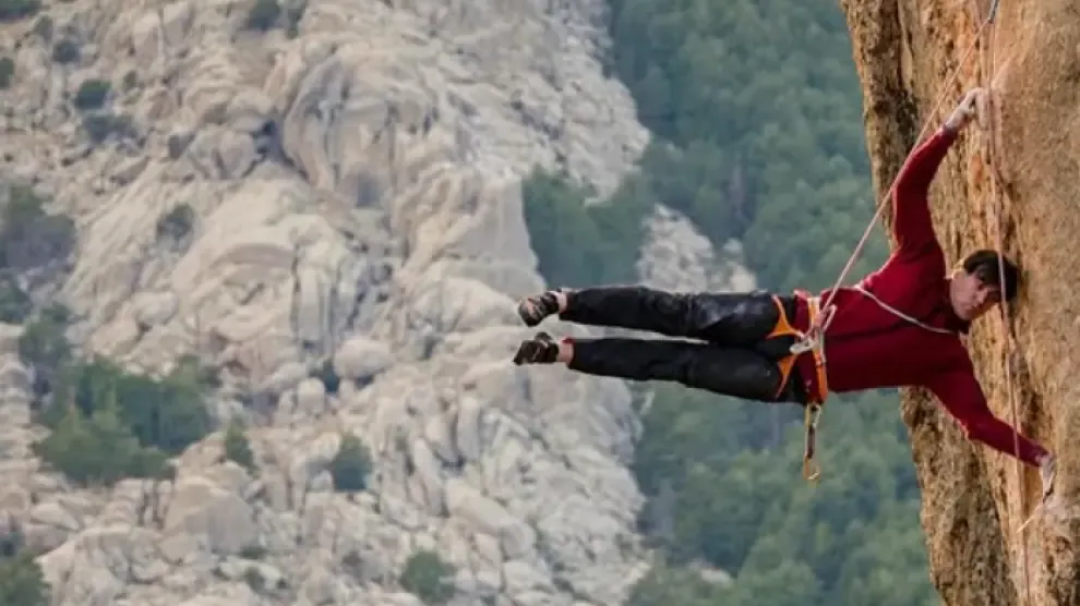 El increíble historial de retos extremos de Carlos Suárez, el paracaidista que murió en Toledo