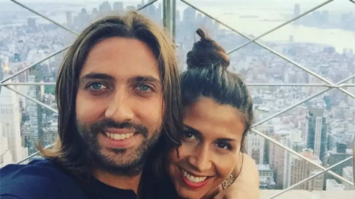 Sara Verdasco y Juan Carmona, padres de dos mellizas