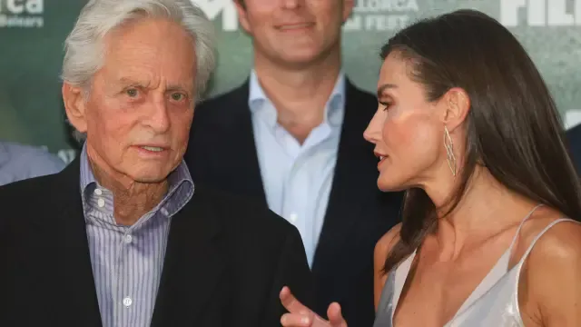 Michael Douglas: "El problema del turismo es la combinación de los Airbnb y los coches de alquiler"