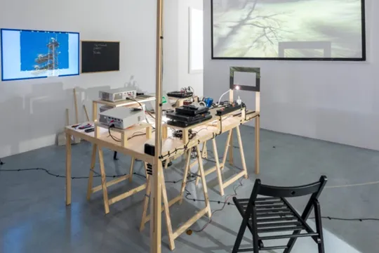 Exposición "Cuatro cráteres y un despacho"