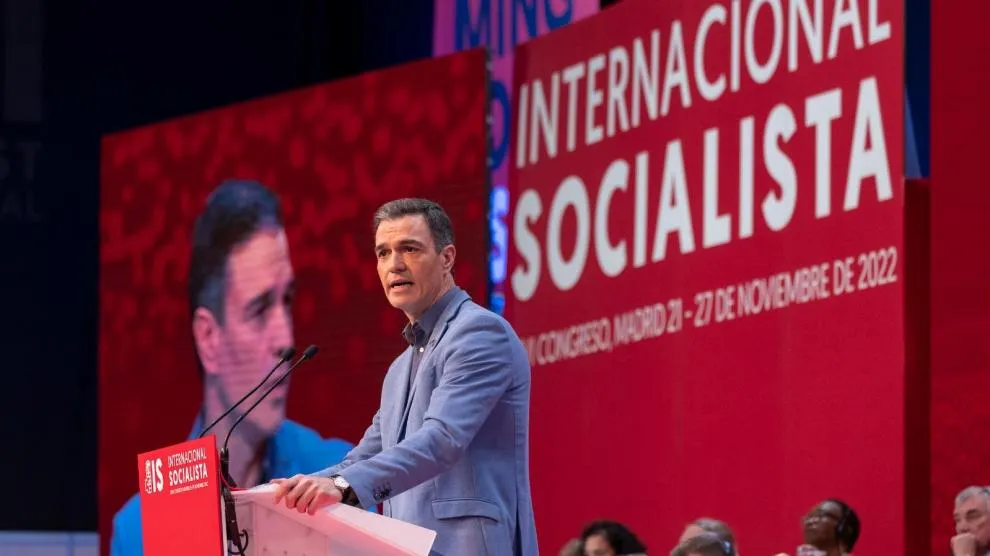 Sánchez retoma la presión a la patronal y pide a la CEOE que llegue "ya" a un acuerdo salarial con los sindicatos