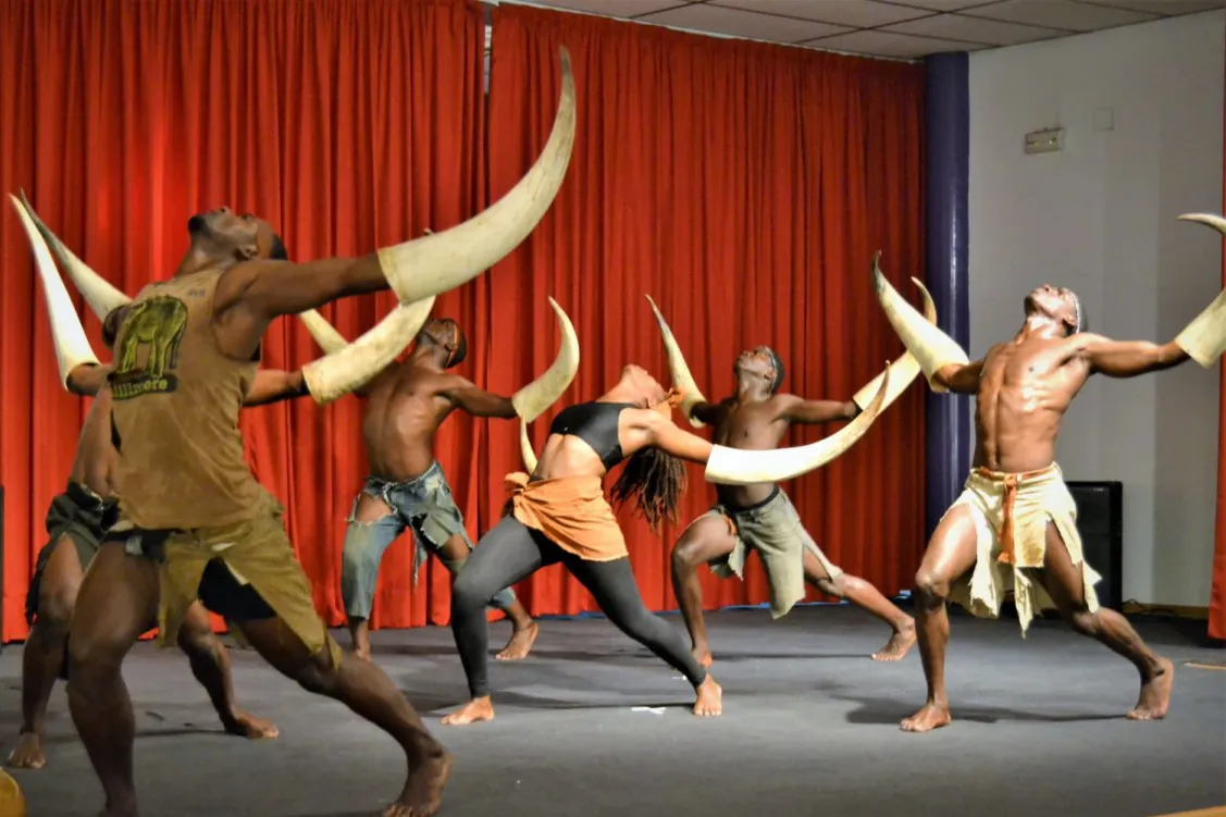 Fiestas de Amurrio 2023: Uganda Sticks