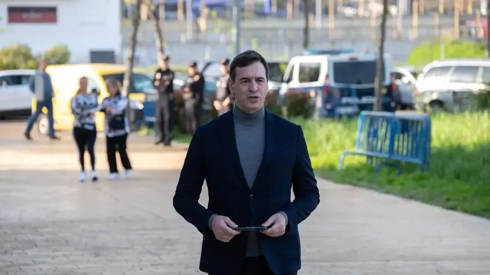 La jueza envía a juicio al hermano de Sánchez por tráfico de influencias y prevaricación