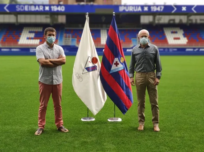 SD Eibar Fundazioa y Armeria Eskola firman un convenio para ofrecer cursos de Robotika