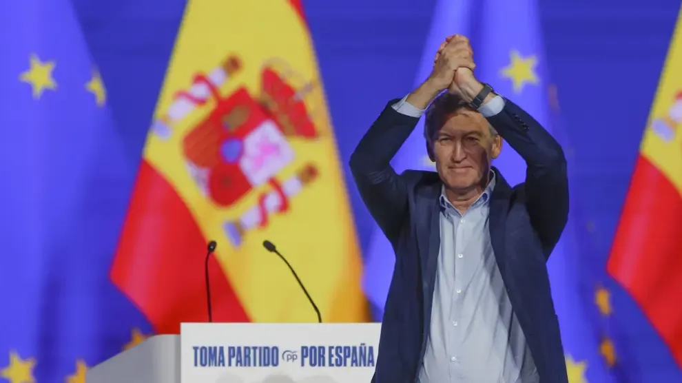 Feijóo proyecta un gobierno en solitario "sin vetos a Vox ni al PSOE" y "limpio" de corrupción