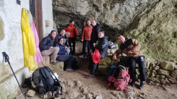 ECOS DE USUARIOS: “1º ETAPA DEL CAMINO DE SANTIAGO DE ALAVA”, POR AITOR, CARLOS, JONATHAN, CRISTINA, LAURA, JAVI M., JAVI A., TXEMA Y AINTZANE