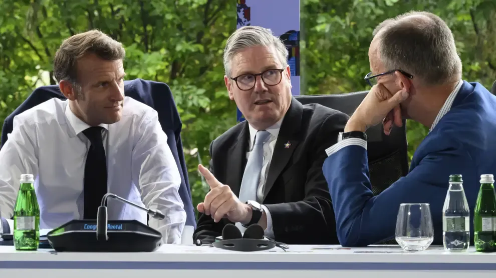 Alemania, Reino Unido y Francia exigen un alto el fuego como paso previo a "una solución negociada de dos Estados"