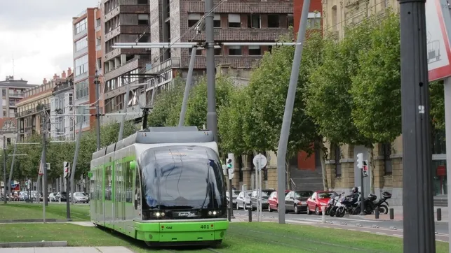 Euskotren adelanta la entrada en vigor del horario de verano al 8 de junio en el ferrocarril, metro y tranvía