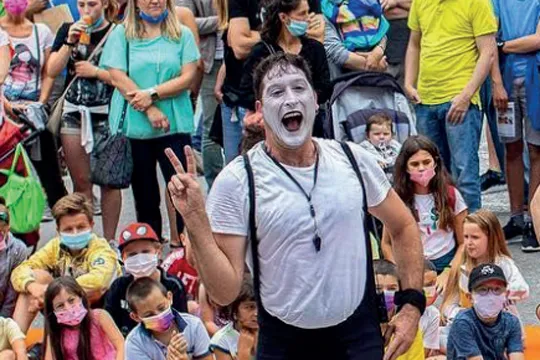 Festival de clowns y payasos/as de Arrigorriaga 2023: "Improlocura"