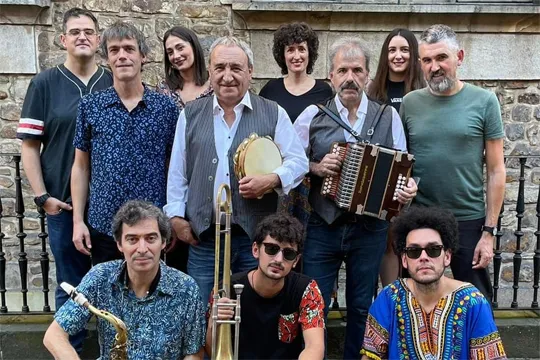 Fiestas de Aia 2024: TAPIA ETA LETURIA BAND + KILIMAK