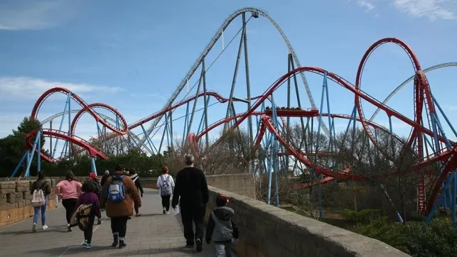 PortAventura abrirá el 8 de julio sin espectáculos y con el 30 % de su aforo